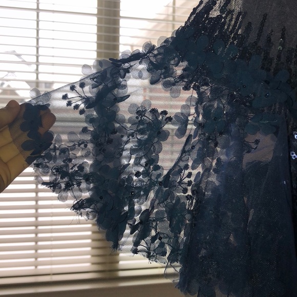 Dress - Picture 2 of 6